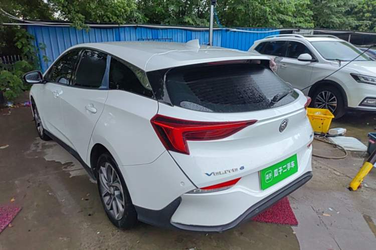 Used Buick Velite 6 2019 Connected Fashion Model Rear Left 45 Deg