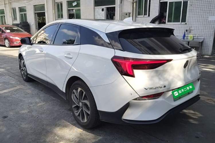 Used Buick Velite 6 2019 Connected & Smart Edition Rear Left 45 Deg