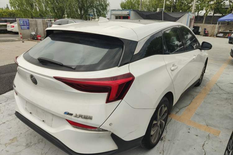 Used Buick Velite 6 2019 Connected & Smart Edition Rear Right 45 Deg