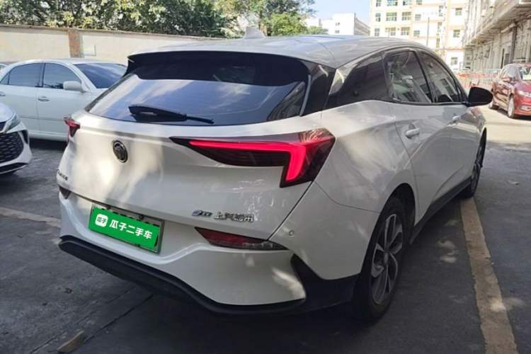Used Buick Velite 6 2019 Connected & Smart Edition Rear Right 45 Deg