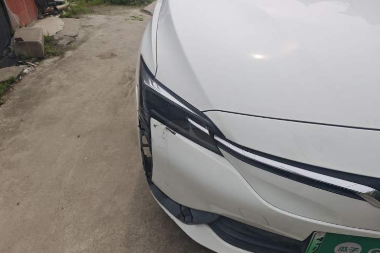 Used Buick Velite 6 2019 Connected Fashion Model Right Front Headlight