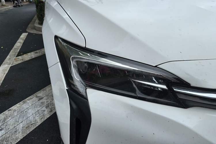 Used Buick Velite 6 2019 Connected & Smart Edition Right Front Headlight