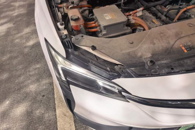 Used Buick Velite 6 2019 Connected Fashion Model Right Front Headlight