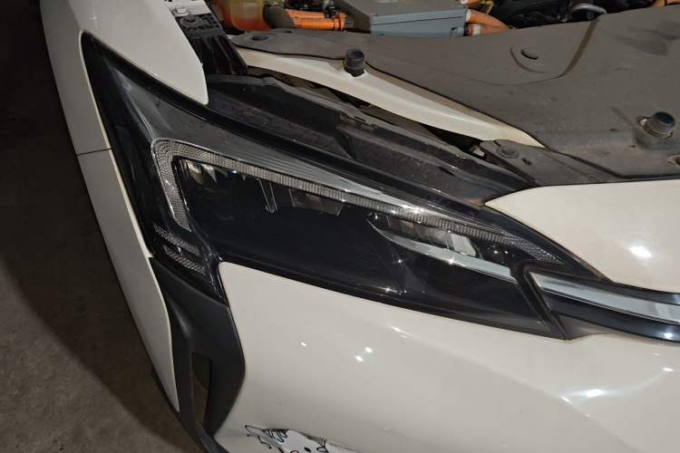 Used Buick Velite 6 2019 Connected & Smart Edition Right Front Headlight