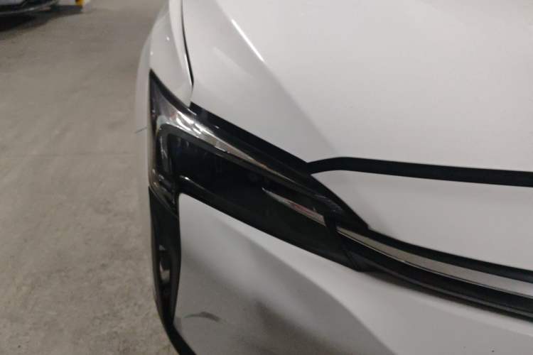 Used Buick Velite 6 2019 Connected & Smart Edition Right Front Headlight