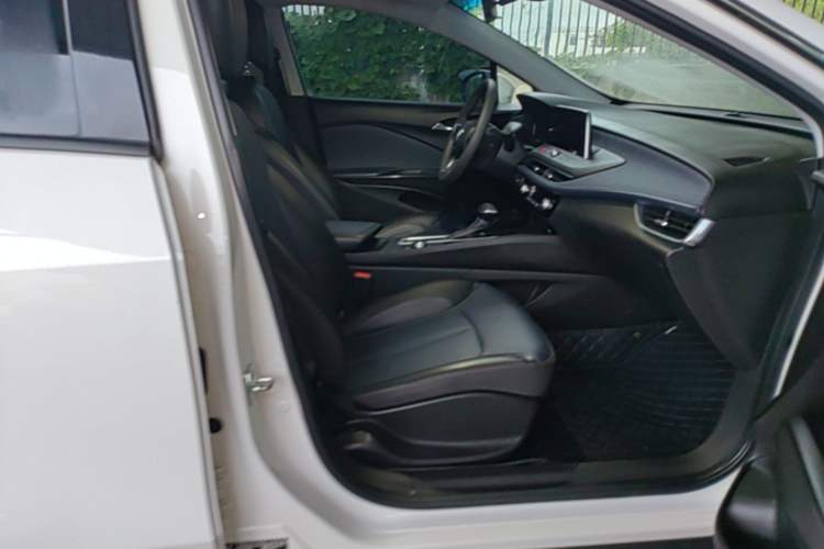 Used Buick Velite 6 2019 Connected Fashion Model Right Front Seat