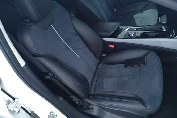 Used Buick Velite 6 2019 Connected & Smart Edition Right Front Seat