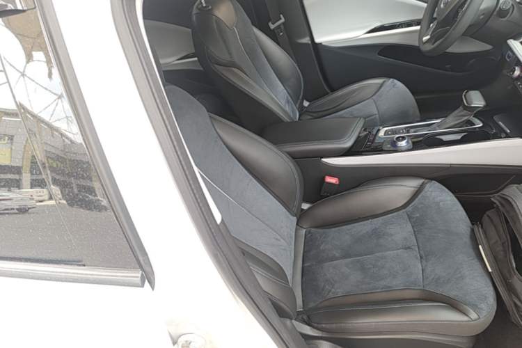 Used Buick Velite 6 2019 Connected & Smart Edition Right Front Seat