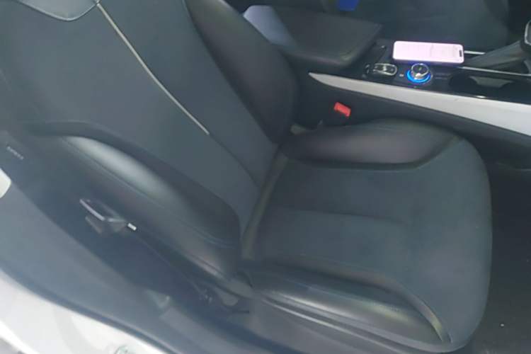 Used Buick Velite 6 2019 Connected & Smart Edition Right Front Seat