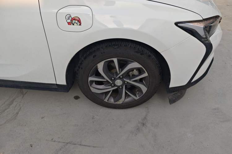 Used Buick Velite 6 2019 Connected & Smart Edition Right Front Wheel Hub