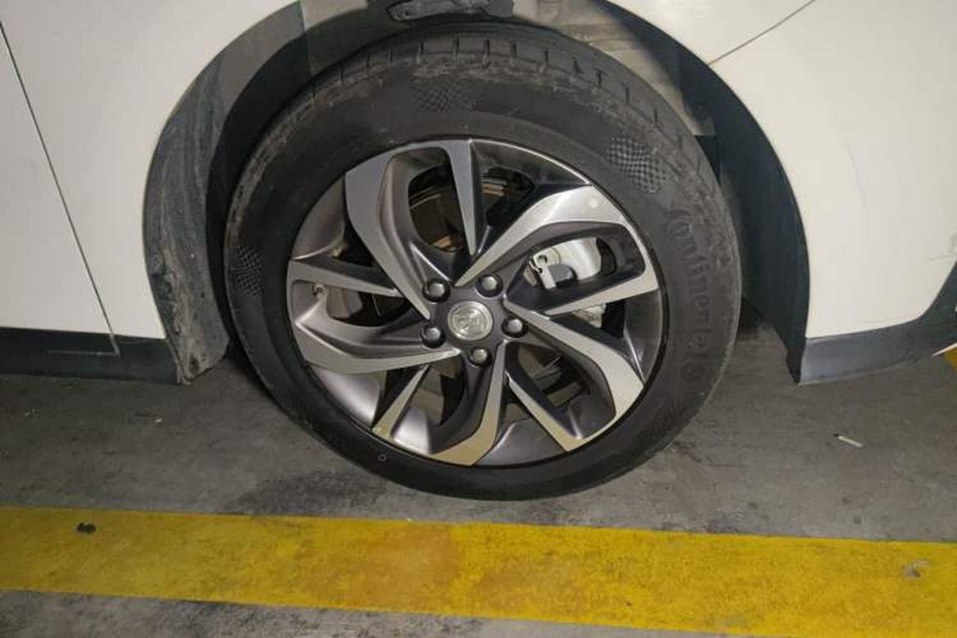 Used Buick Velite 6 2019 Connected & Smart Edition Right Front Wheel Hub