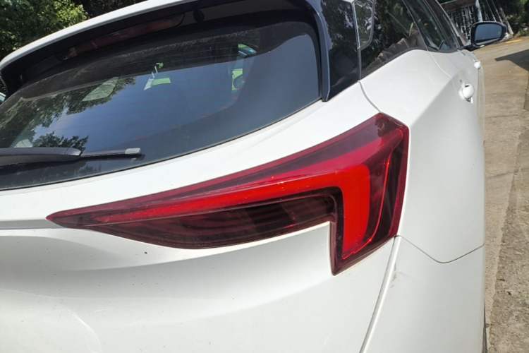 Used Buick Velite 6 2019 Connected & Smart Edition Right Rear Taillight