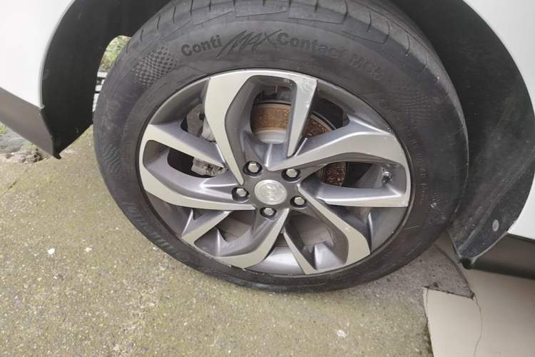 Used Buick Velite 6 2019 Connected & Smart Edition Right Rear Wheel Hub