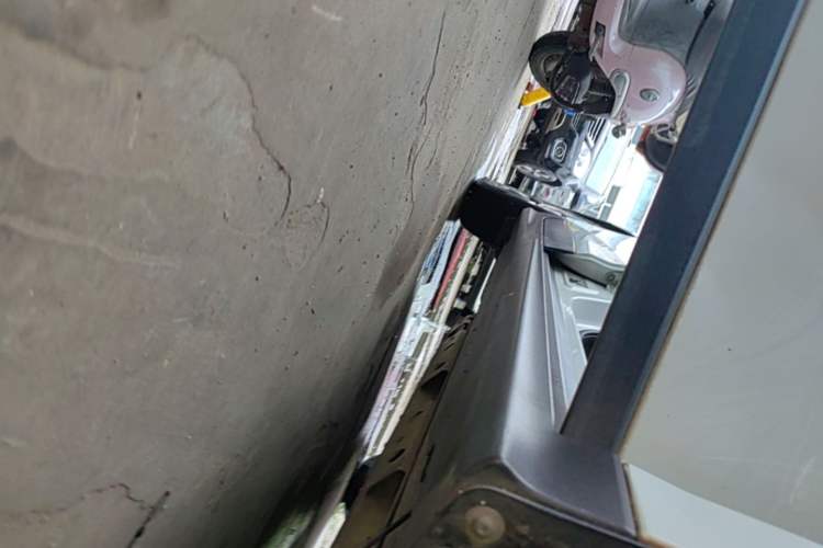 Used Buick Velite 6 2019 Connected Fashion Model Right Side Sill