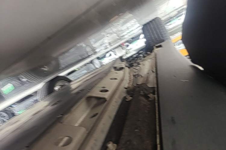 Used Buick Velite 6 2019 Connected Fashion Model Right Side Sill