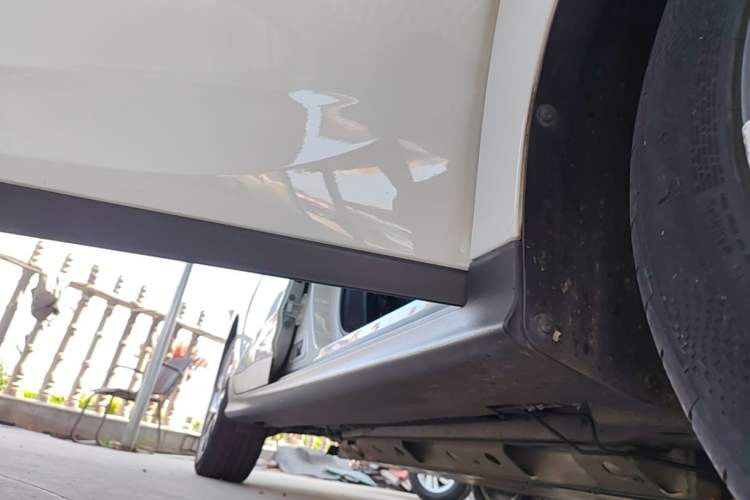 Used Buick Velite 6 2019 Connected & Smart Edition Right Side Sill