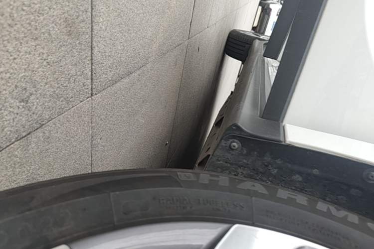 Used Buick Velite 6 2019 Connected & Smart Edition Right Side Sill