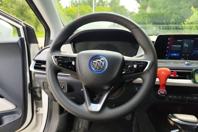 Used Buick Velite 6 2019 Connected & Smart Edition Steering Wheel