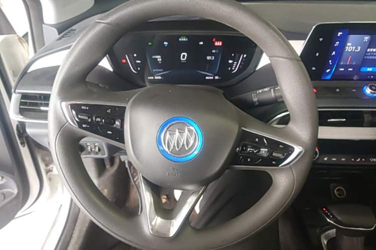 Used Buick Velite 6 2019 Connected & Smart Edition Steering Wheel