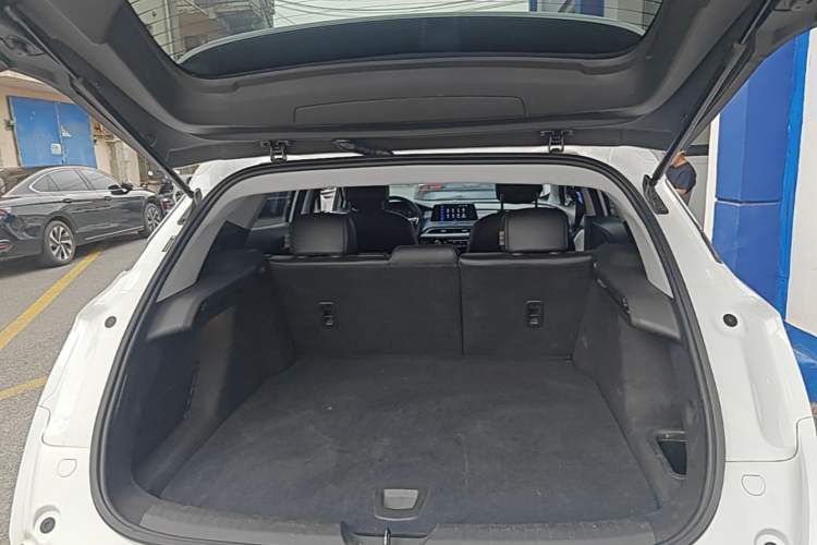 Used Buick Velite 6 2019 Connected & Smart Edition Trunk
