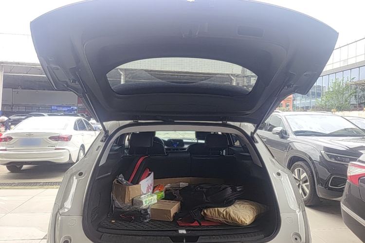 Used Buick Velite 6 2019 Connected Fashion Model Trunk