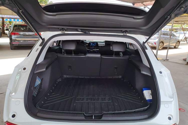 Used Buick Velite 6 2019 Connected & Smart Edition Trunk