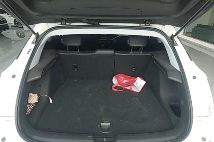 Used Buick Velite 6 2019 Connected & Smart Edition Trunk
