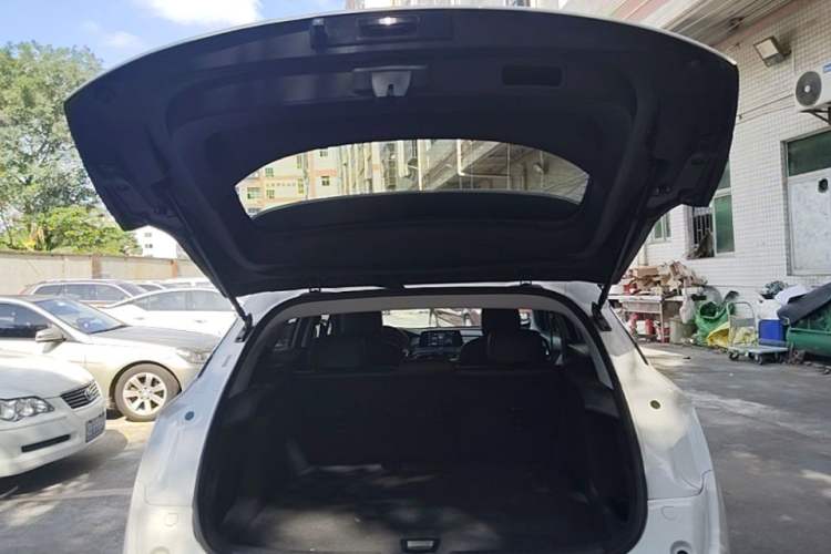 Used Buick Velite 6 2019 Connected & Smart Edition Trunk