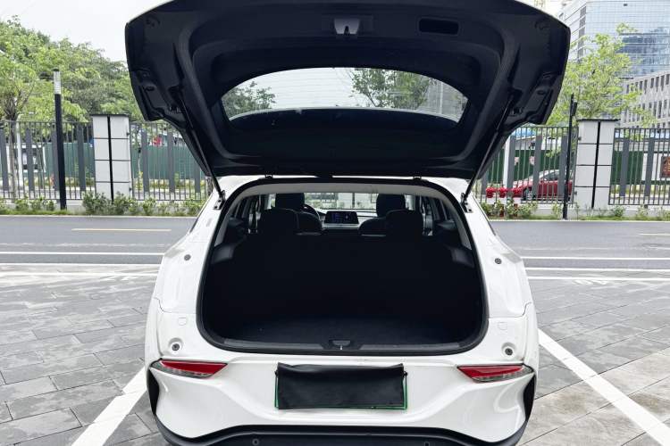 Used Buick Velite 6 2019 Connected & Smart Edition Trunk