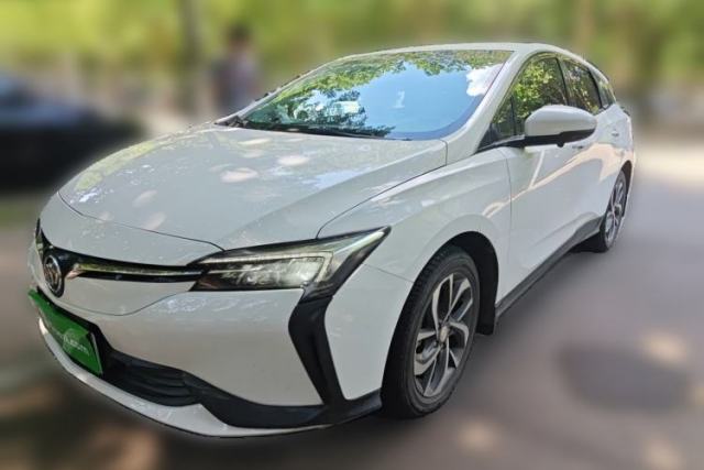 Used Buick Velite 6 2019 Connected Fashion Model