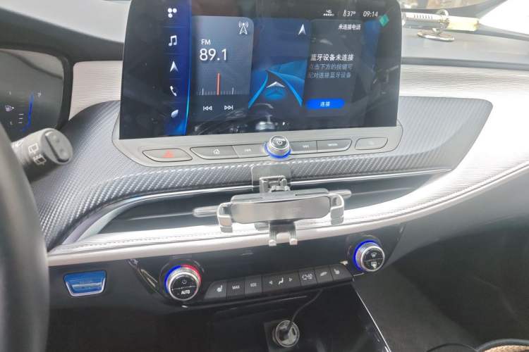 Used Buick Velite 6 2020 Plug-in Hybrid Connected Smart Model Audio And AC Panel