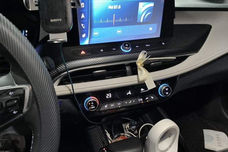 Used Buick Velite 6 2020 Plug-in Hybrid Connected Smart Model Audio And AC Panel