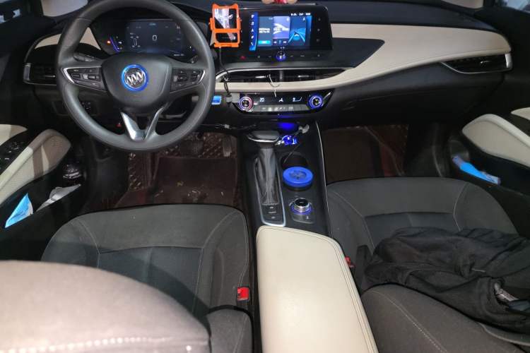 Used Buick Velite 6 2020 Plug-in Hybrid Connected Fashion Model Center Console