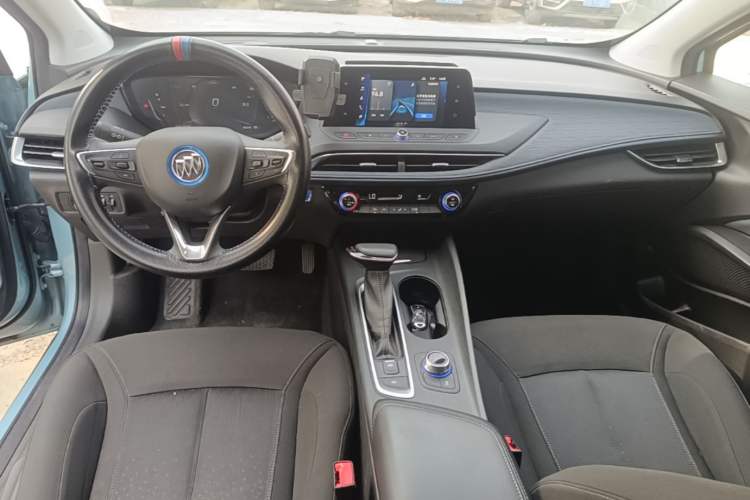 Used Buick Velite 6 2020 Connected Fashion PLUS Center Console