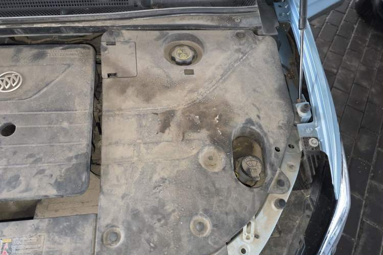 Used Buick Velite 6 2020 Plug-in Hybrid Connected Fashion Model Engine Bay Left