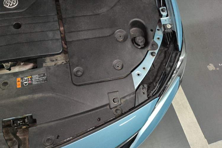 Used Buick Velite 6 2020 Plug-in Hybrid Connected Smart Model Engine Bay Left