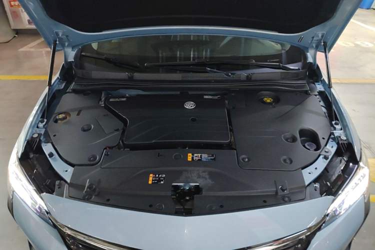 Used Buick Velite 6 2020 Plug-in Hybrid Connected Fashion Model Engine Bay