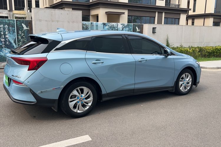 Used Buick Velite 6 2020 Plug-in Hybrid Connected Fashion Model Exterior 2
