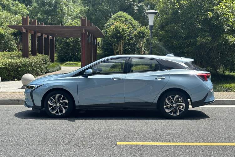 Used Buick Velite 6 2020 Connected Smart PLUS Exterior 3