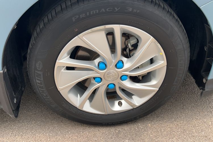 Used Buick Velite 6 2020 Plug-in Hybrid Connected Fashion Model Exterior 3