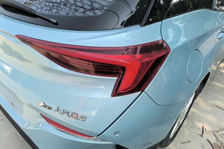 Used Buick Velite 6 2020 Plug-in Hybrid Connected Fashion Model Exterior 3