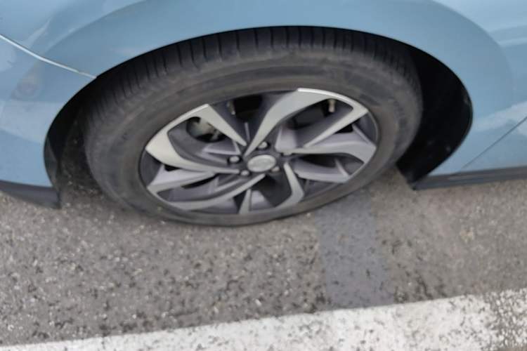 Used Buick Velite 6 2020 Plug-in Hybrid Connected Smart Edition Exterior 4