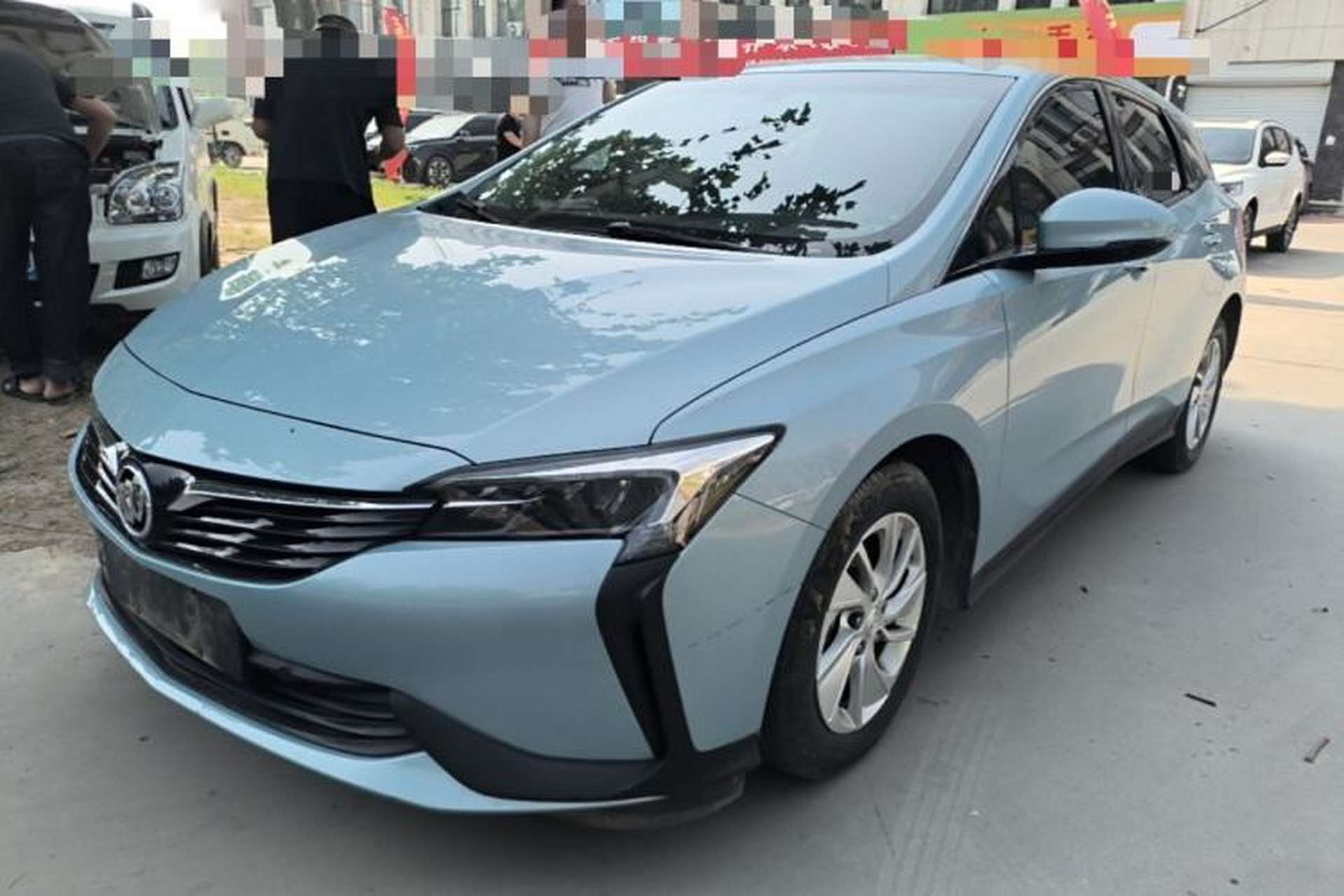 Used Buick Velite 6 2020 Plug-in Hybrid Connected Fashion Model Front Left 45 Deg