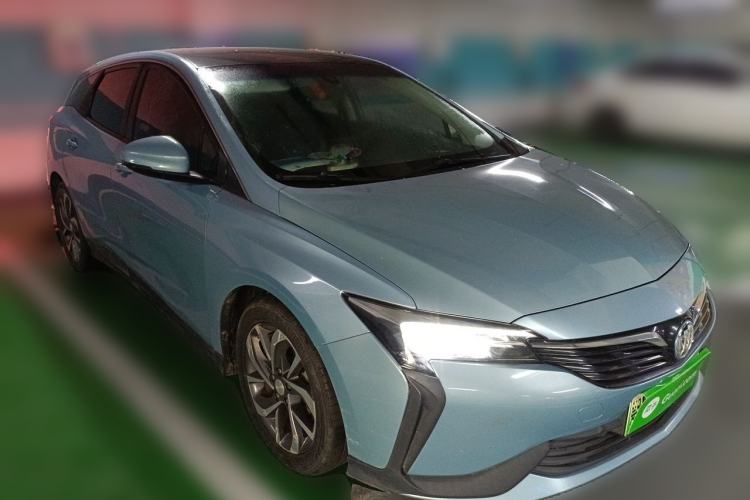 Used Buick Velite 6 2020 Plug-in Hybrid Connected Smart Edition Front Right 45 Deg