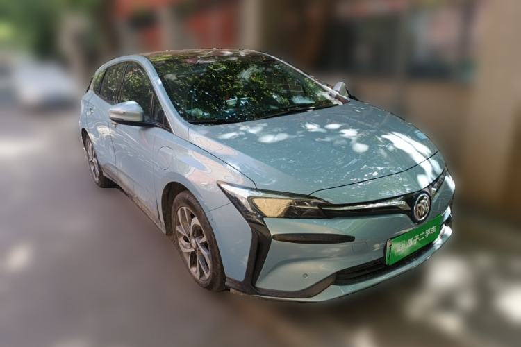 Used Buick Velite 6 2020 Connected Smart PLUS Front Right 45 Deg