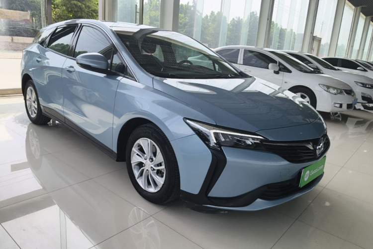 Used Buick Velite 6 2020 Plug-in Hybrid Connected Fashion Model Front Right 45 Deg