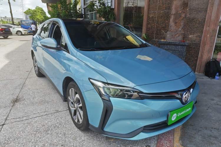 Used Buick Velite 6 2020 Connected Smart Enjoyment PLUS Front Right 45 Deg