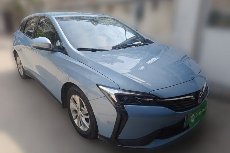 Used Buick Velite 6 2020 Plug-in Hybrid Connected Fashion Model Front Right 45 Deg