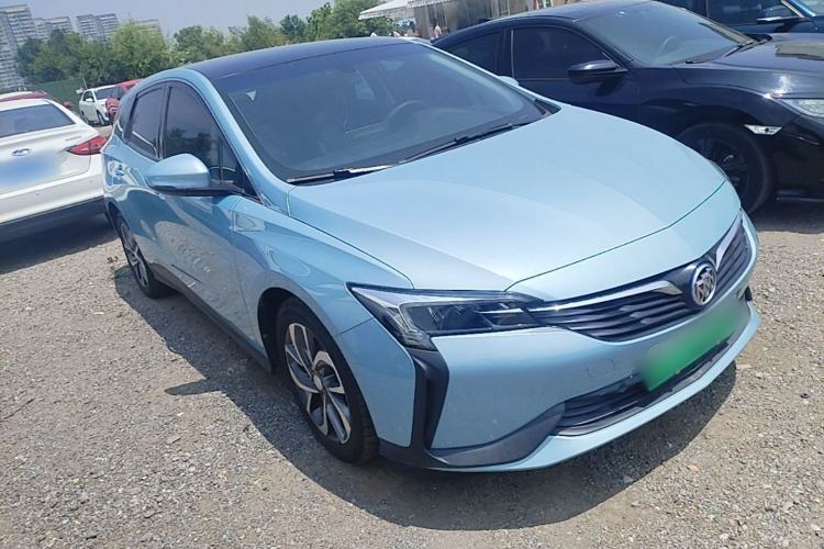 Used Buick Velite 6 2020 Plug-in Hybrid Connected Smart Edition Front Right 45 Deg