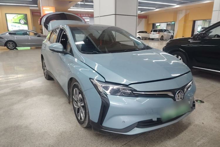Used Buick Velite 6 2020 Connected Smart PLUS Front Right 45 Deg